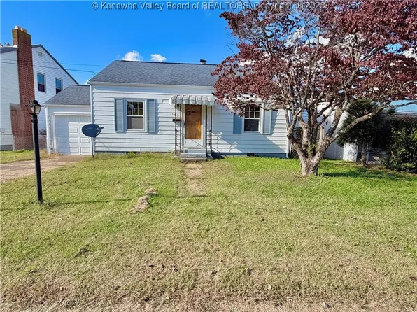 149 S Park Dr, Point Pleasant, WV 25550
