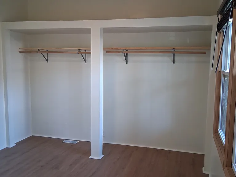 1086 S Newstead Ave #2 — Photo 16