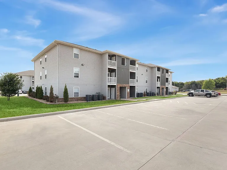 Megan Lane Apartments — Photo 13