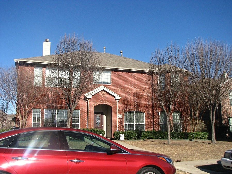 1st image of 116 Brookshore Dr