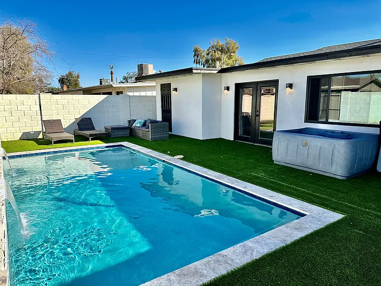 8602 E Highland Ave — Photo 1