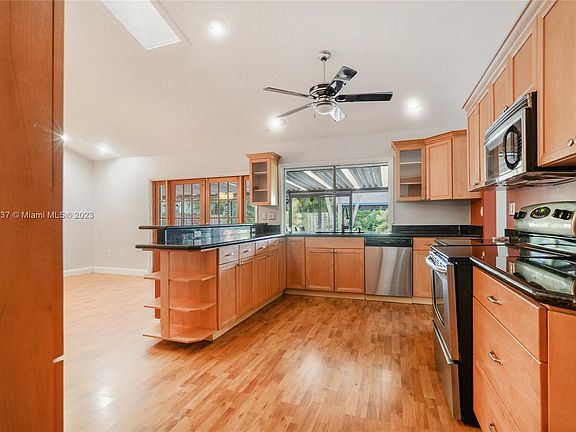4th image of 9100 NW 15th St