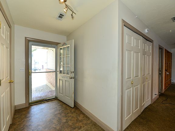 2nd image of 5808 S Westbench Dr