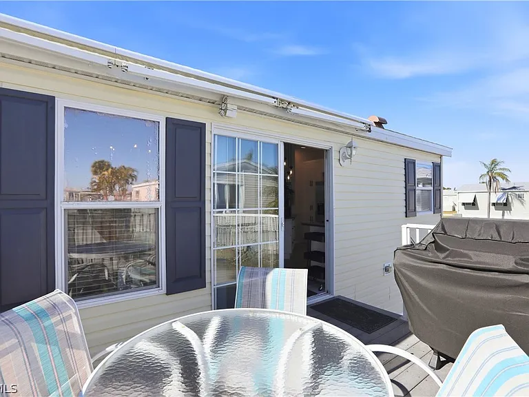 158 Nanaimo Trl — Photo 6