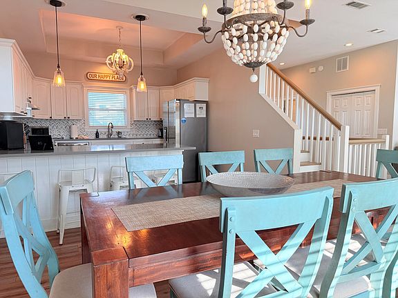 5th image of 42 Beach Walk Ln