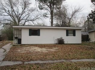 3303 Rose St, Pine Bluff, AR 71603