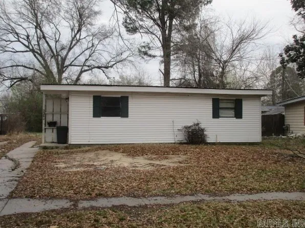 3303 Rose St, Pine Bluff, AR 71603