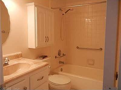 3rd image of 2830 Shore Dr APT 601