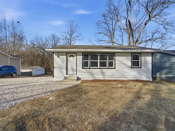 3910 Indianapolis Ave, Des Moines, IA 50317