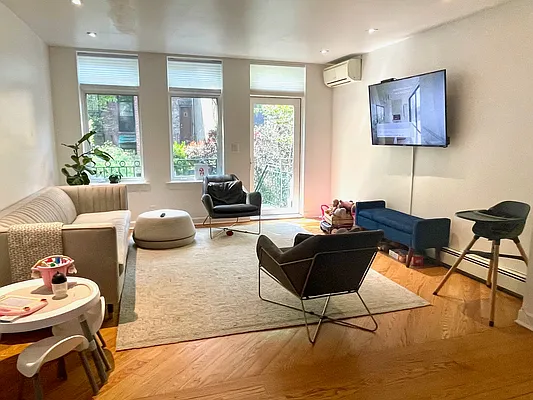 Rented by Nest Seekers International | media 15