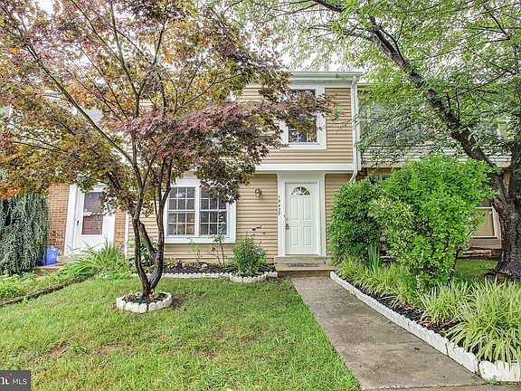 3rd image of 19435 Breezedale Ln