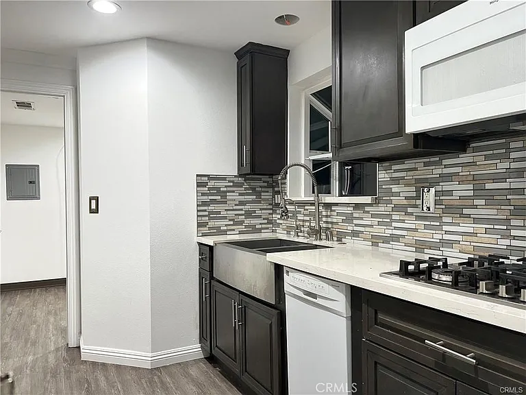 3148 Wilson Way — Photo 5