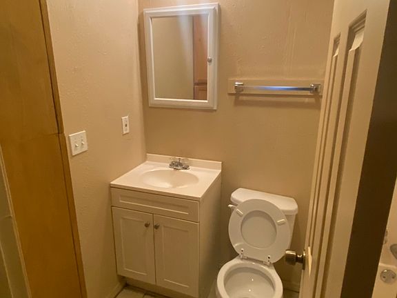 5th image of 303 Elm St #A