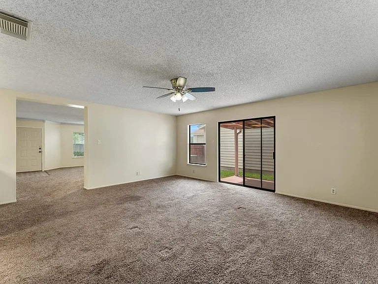 6863 Cypress Mist Dr — Photo 7
