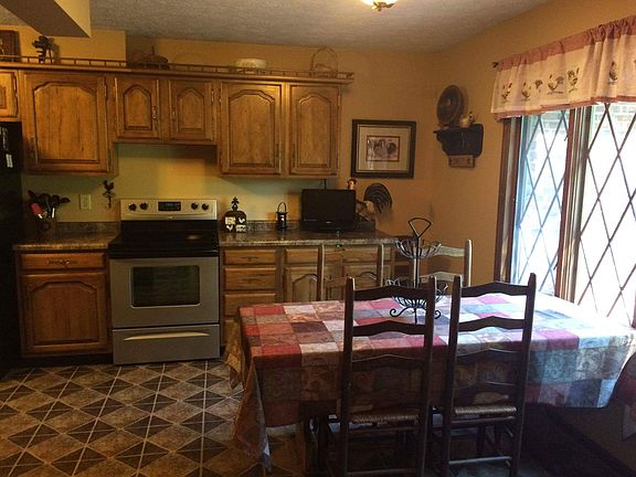 3rd image of 17603 S Carol Ct