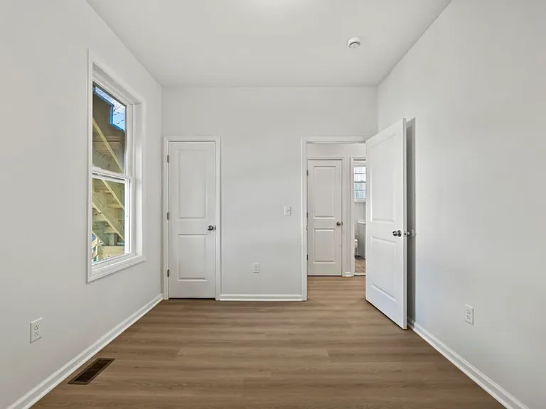 18 Charles St #1 — Photo 7