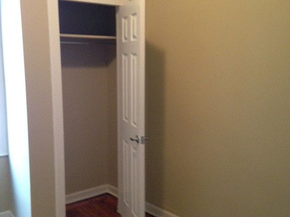 5th image of 558 Parkside Ave #11X