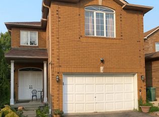 5876 Sidmouth St #BASEMENT, Mississauga, ON L5V 2J9