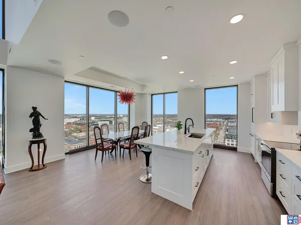1125 Q St #Penthouse 103, Lincoln, NE 68508