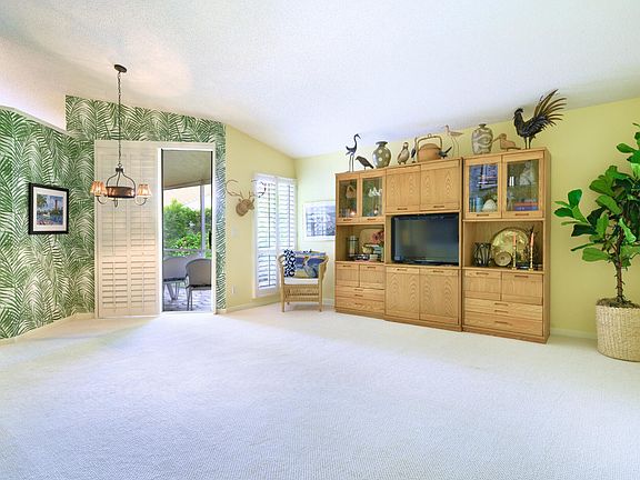 5th image of 10148 Aspen Way