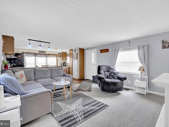 3rd image of 27243 Gulfweed Ln #8815