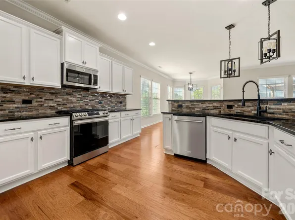 13929 Tilesford Ln, Huntersville, NC 28078