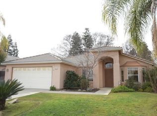 8223 N Sierra Vista Ave, Fresno, CA