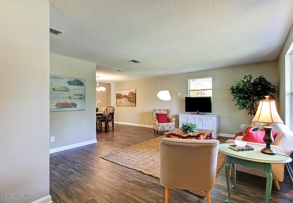 1st image of 1224 Knobb Hill Dr