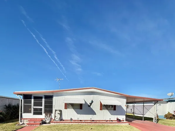 751 10th St E Unit 404, Palmetto, FL 34221