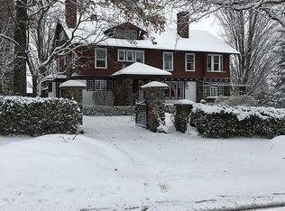 606 S William St, Johnstown, NY 12095