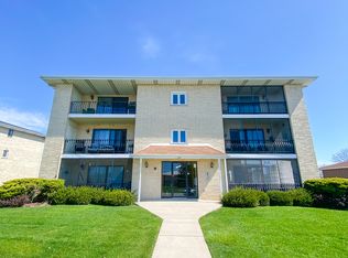 17037 Grissom Dr APT 2S, Tinley Park, IL 60477
