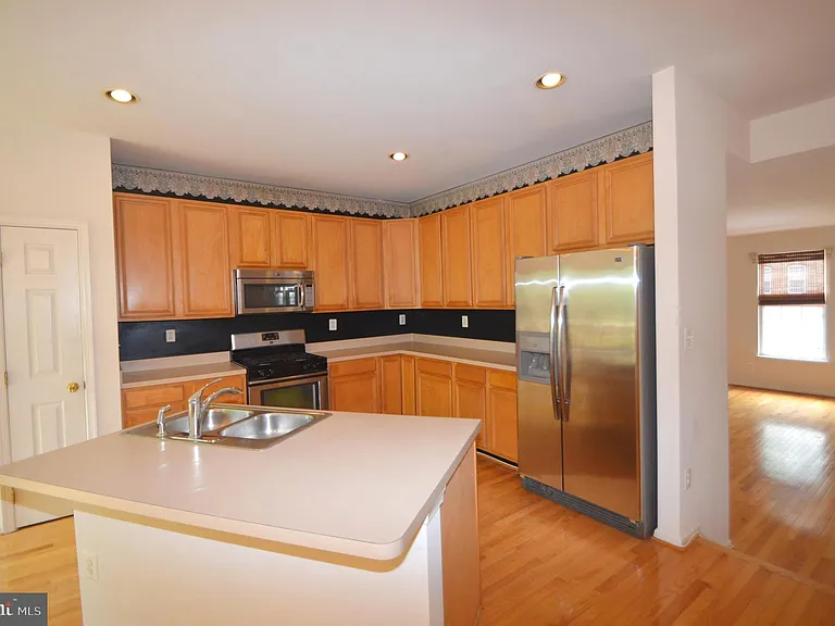 4209 Trumbo Ct — Photo 9