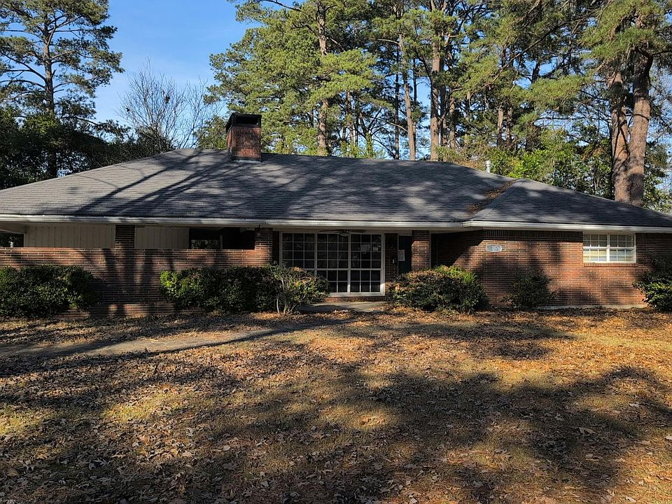 1st image of 702 Browning Dr