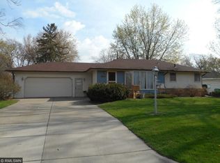 3608 Admiral Ln N, Minneapolis, MN 55429