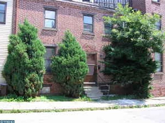 3rd image of 609 W 4th St