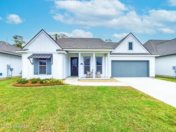 222 Tennyson Dr, Broussard, LA 70518