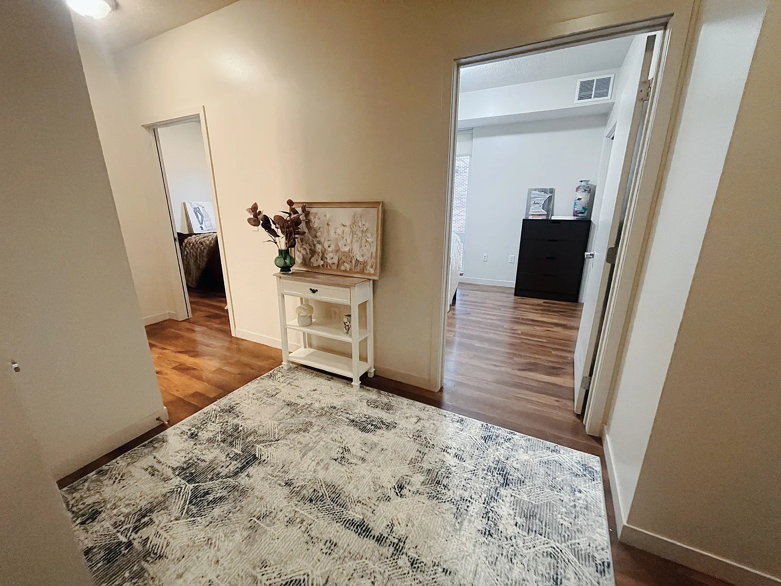 2 bed, $1,800 — Photo 4