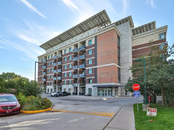 7768 Kennedy Rd #607, Markham, ON L3R 5K1