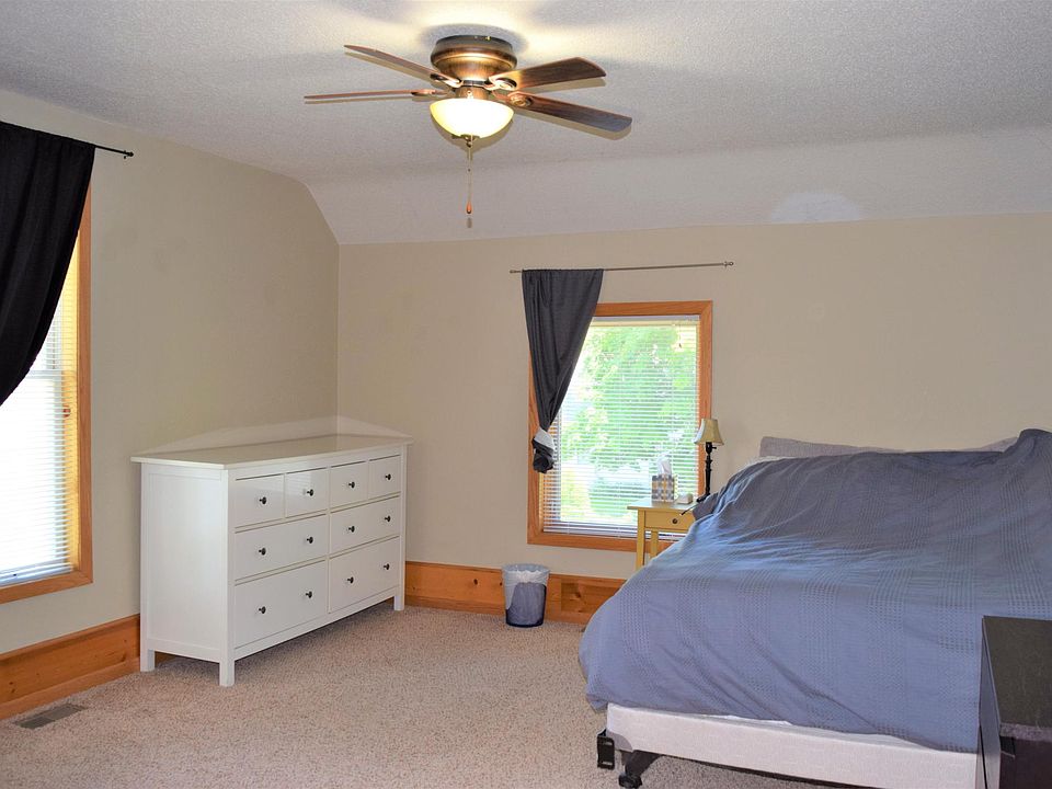 1st image of 3010 Tyler St NE #2