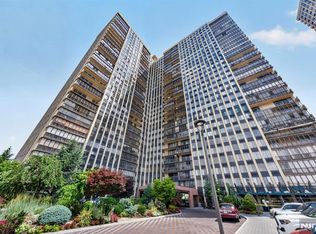 300 Winston Dr APT L22, Cliffside Park, NJ 07010