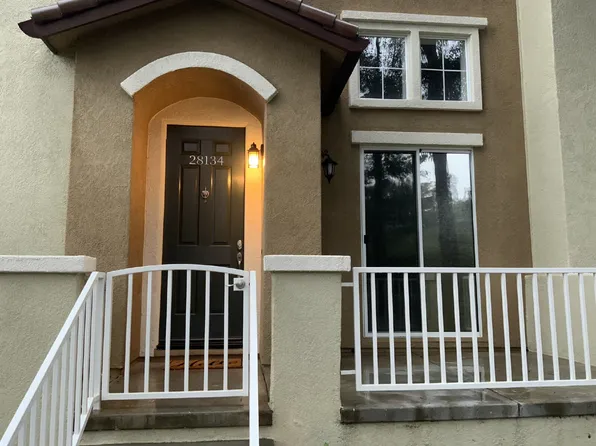 28134 Ashbrook Ln, Valencia, CA 91354
