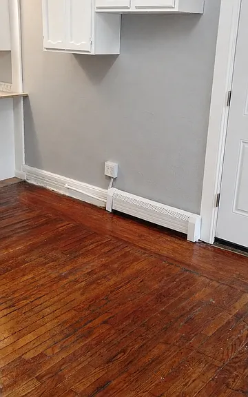 132 Spring St #1 — Photo 3
