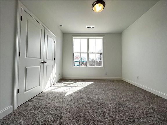 4th image of 235 Sims Park Pl