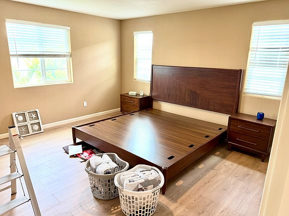 5th image of 6040 Emerald Park Ln