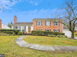 6302 Orchid Dr, Bethesda, MD 20817