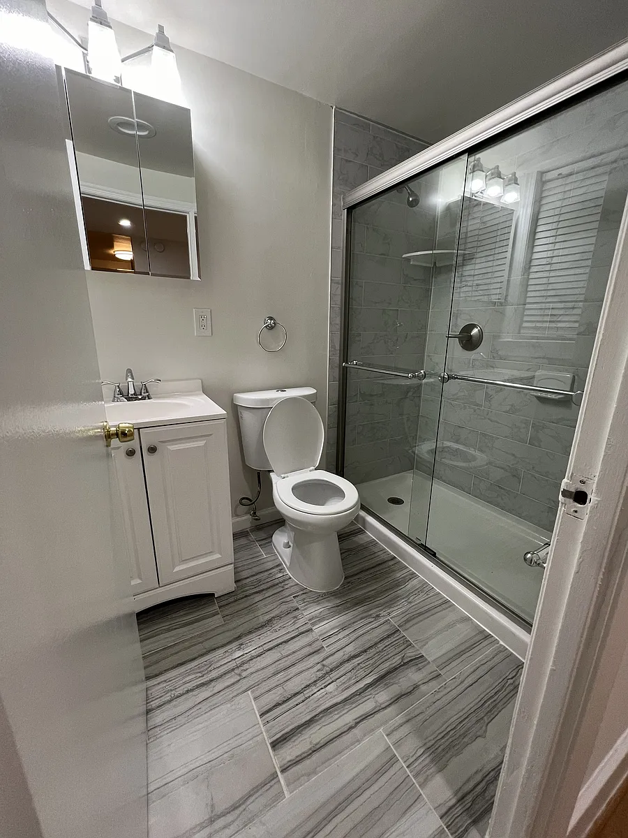 Building Photo - 1771 Lanier Pl NW #10