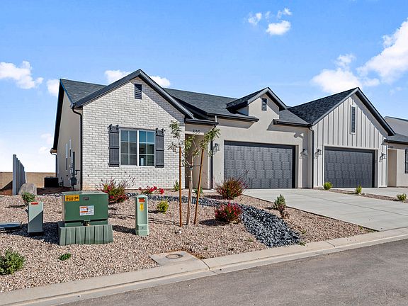 2nd image of 336 W Rosie Loop