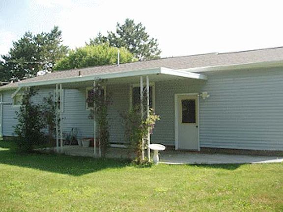 3rd image of 710 9th Ave S #S