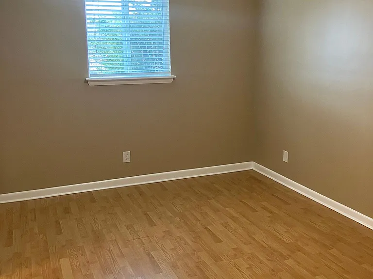 720 Ferdinand Ave SW #25 — Photo 17