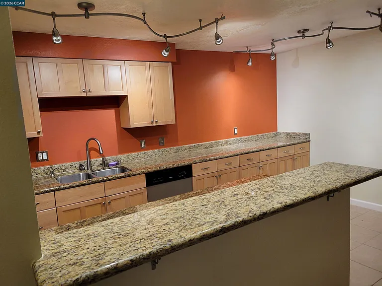 590 El Dorado Ave #109 — Photo 5